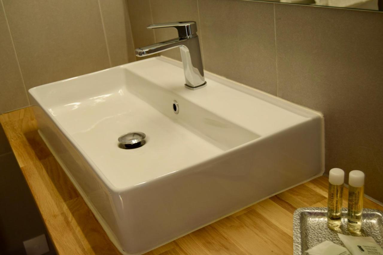Chambres D'Hotes Le Clos Des Marronniers Douvres-la-Delivrande Ngoại thất bức ảnh